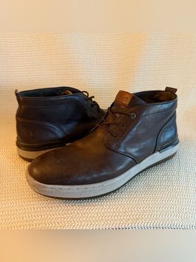 Earth Elements Abound Chukka Boots Mens 10.5M Dark Brown Leather Casual Lace Up
